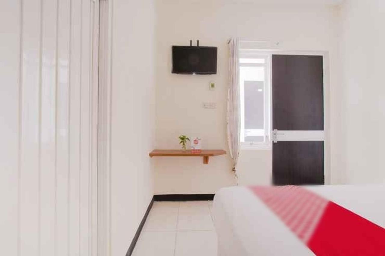 Syariah Cozy Residence Malang Kültér fotó